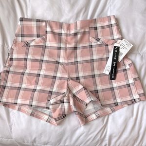 High waisted shorts from Discovery